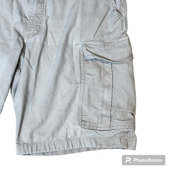 Carhartt Relaxed Fit cargo / carpenter shorts, EUC Size 40 - Picture 4 of 5